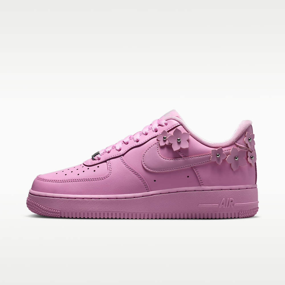 حذاء نايك للنساء AIR FORCE 1 ' - مراجعة Nike Shoes Air Force 1 وسعره