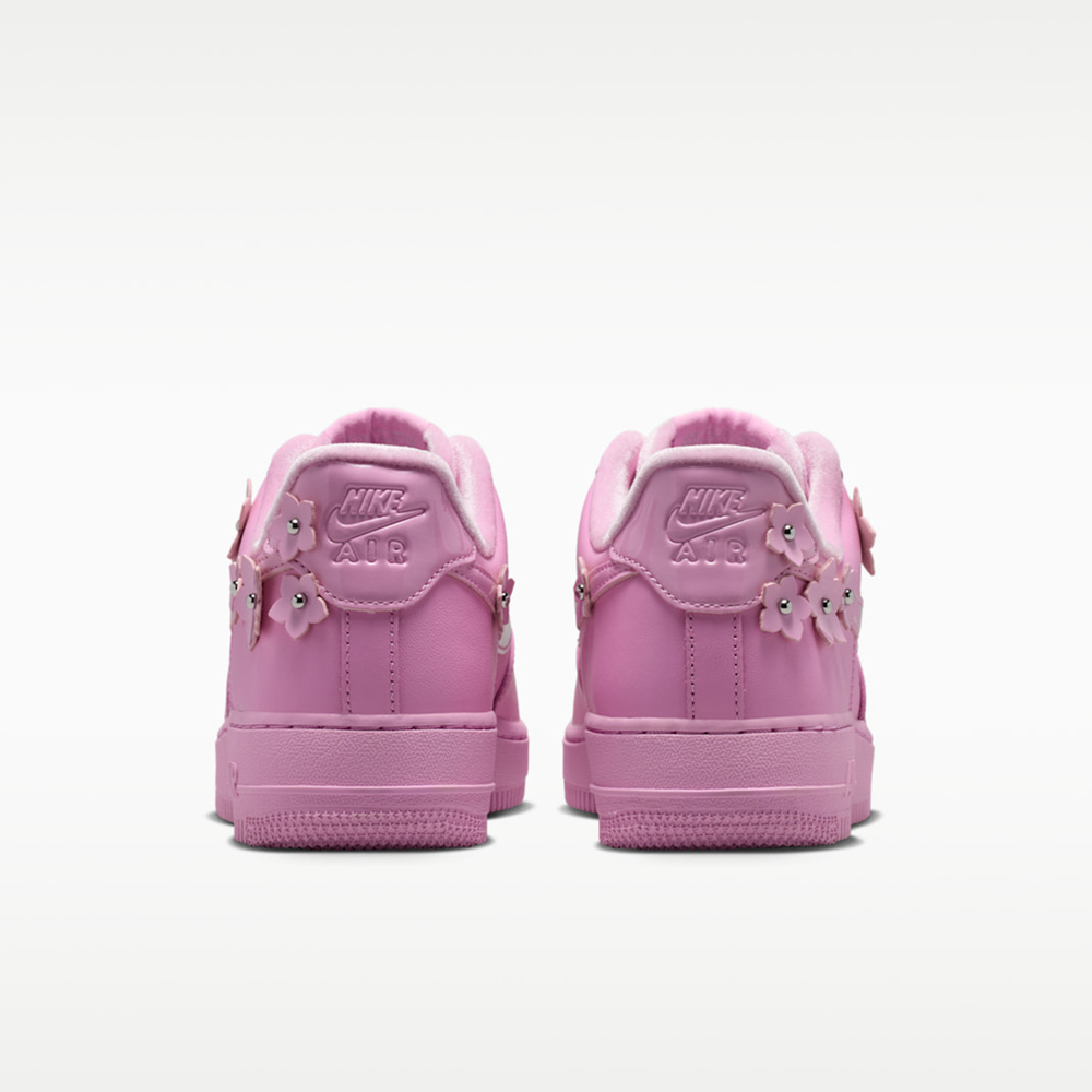 حذاء نايك للنساء AIR FORCE 1 ' - مراجعة Nike Shoes Air Force 1 وسعره