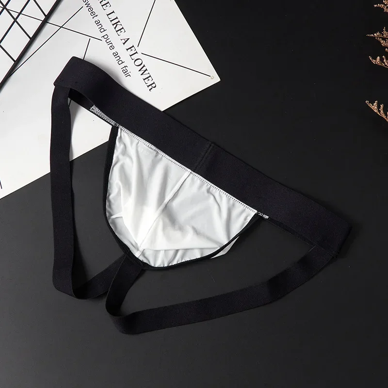 ملابس داخلية رجالية من الحرير  - مراجعة Jockstrap Athletic وسعره